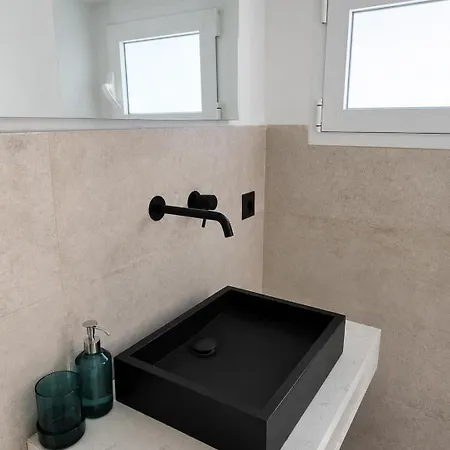 Harmonie Luxury Retreat With Pool Marbella
